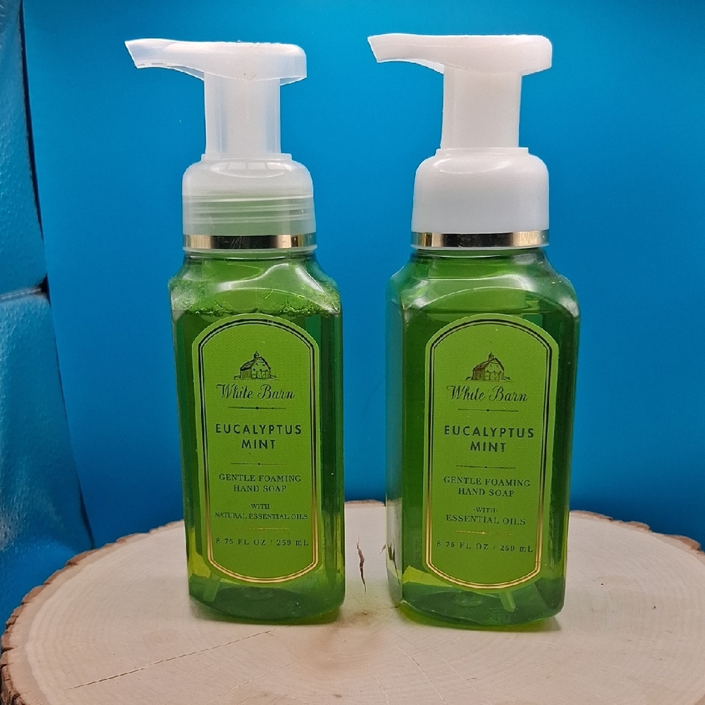 White Barn Bath&Body Works Eucalyptus Mint Foaming Hand Soap 8.75 fl oz